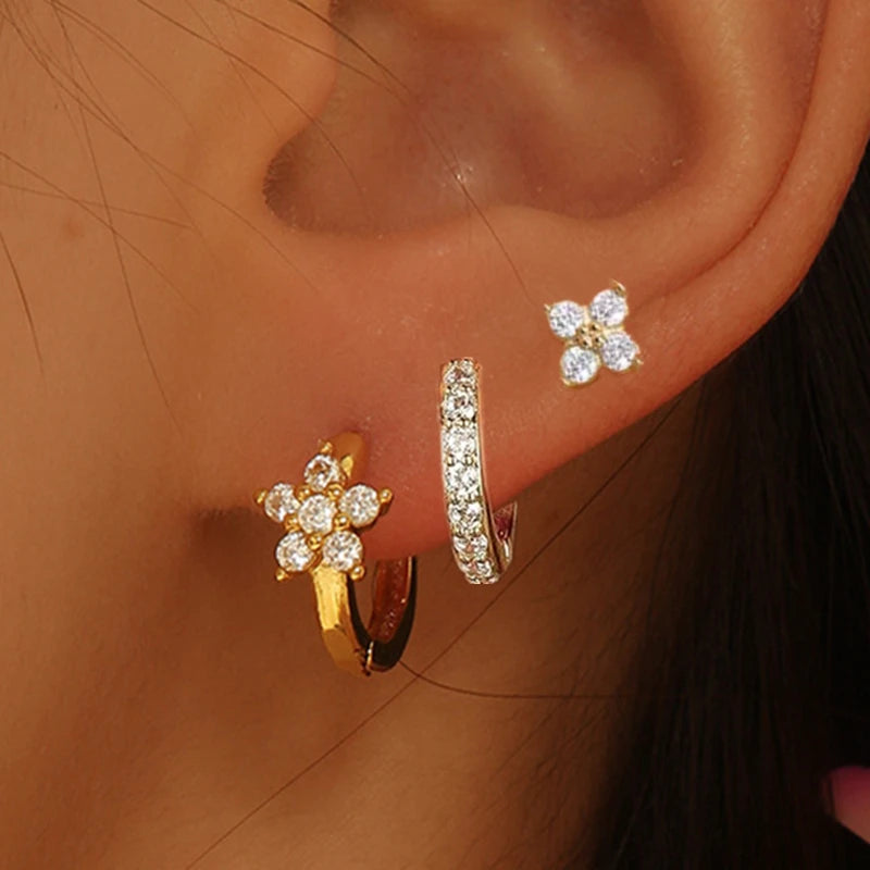 Ensemble de boucles d’oreilles à cerceaux Huggie en fleurs 3Pcs pour femmes M